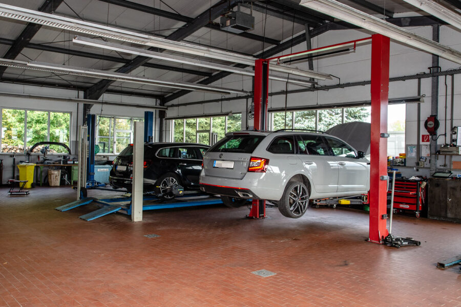 Kfz Meisterbetrieb Marco Feger - Ihre Spezialisierte Bmw Werkstatt Unsere Werkstatt | Kfz - Meisterbetrieb Wolf